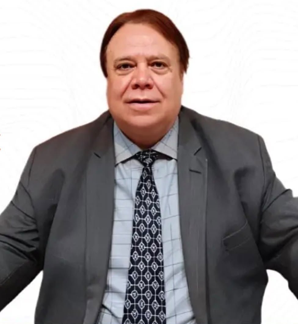 C.P.C. Luis Antonio Escalante Pelcastre